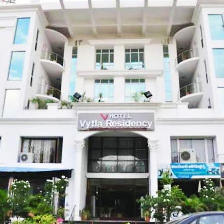 Hotel Vytla Residency Vizianagaram Bagian luar foto